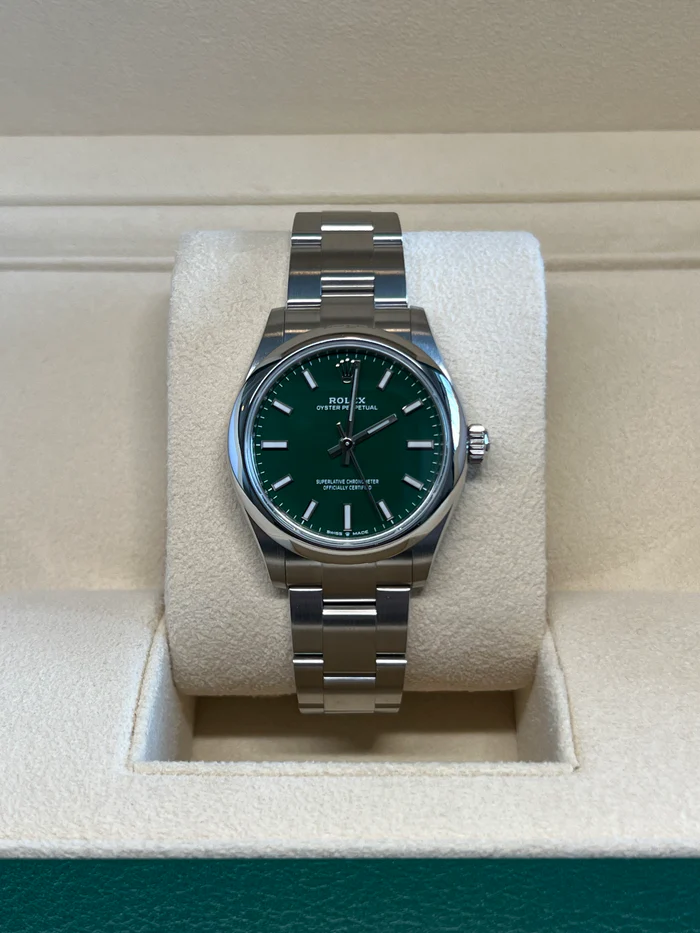 【Super Clone】ROLEX  Oyster Perpetual 31mm 277200-0006 Green Dial Oyster Bracelet Watch