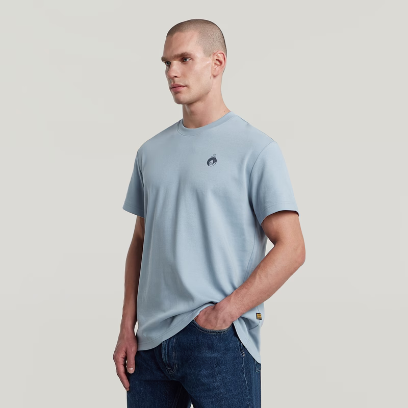 Trims Back Graphic T-Shirt