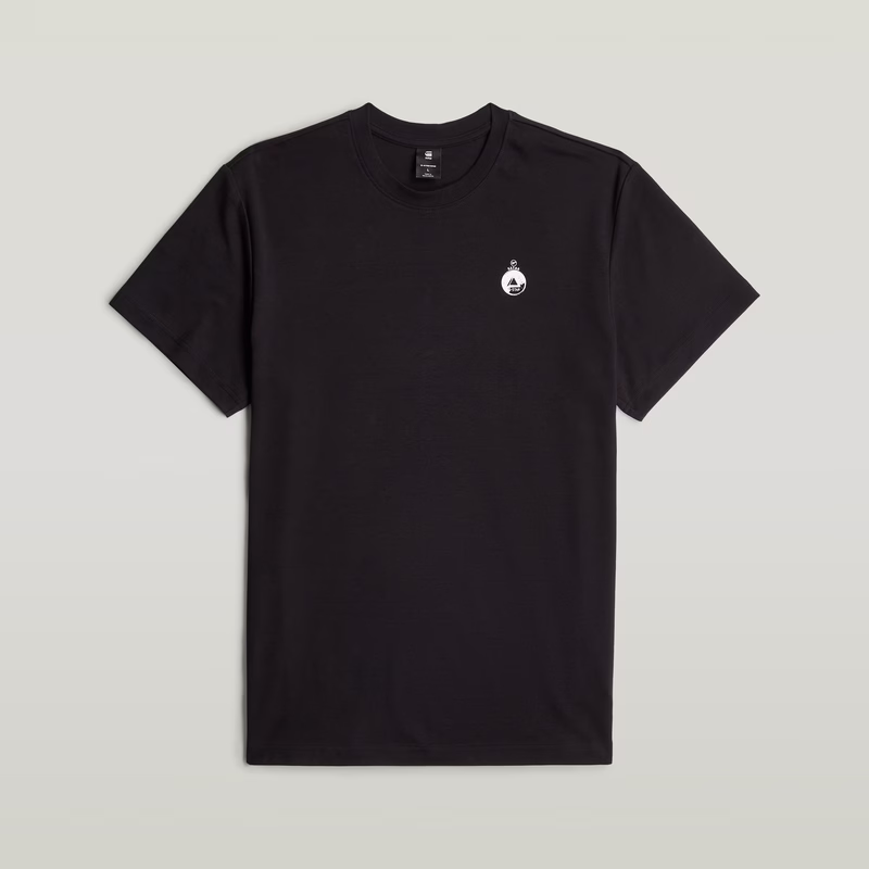 Trims Back Graphic T-Shirt