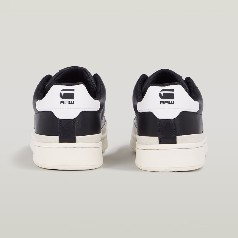 Recruit III Sneakers