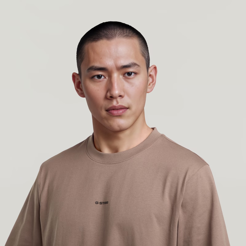 Center Chest Logo Loose Boxy T-Shirt