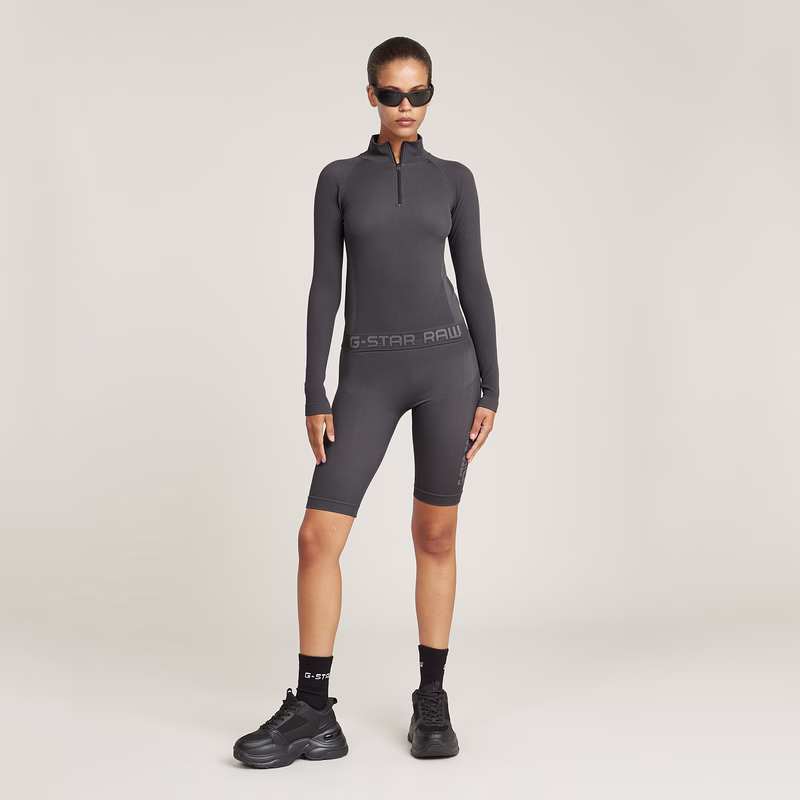 Seamless Zip Top