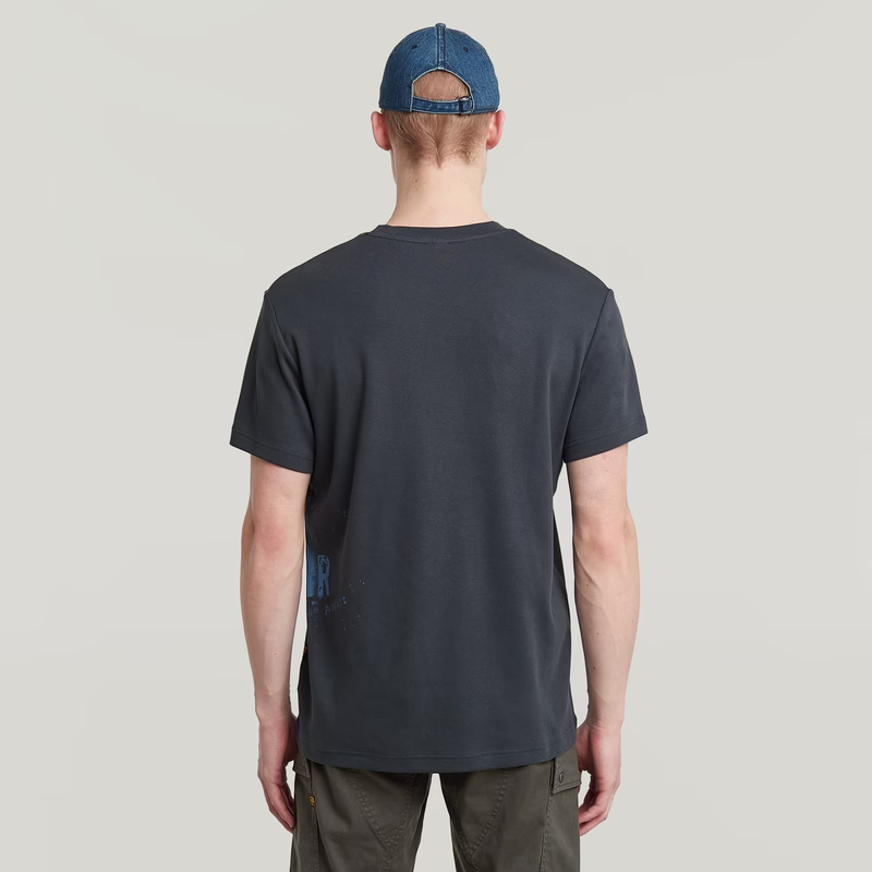 Sprayed Graphic T-Shirt