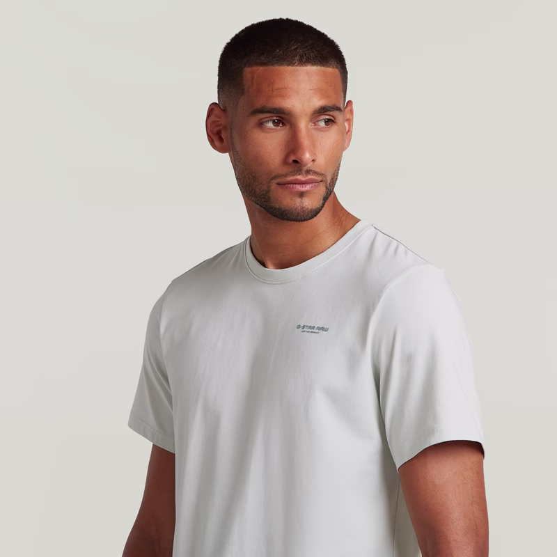Slim Base T-Shirt