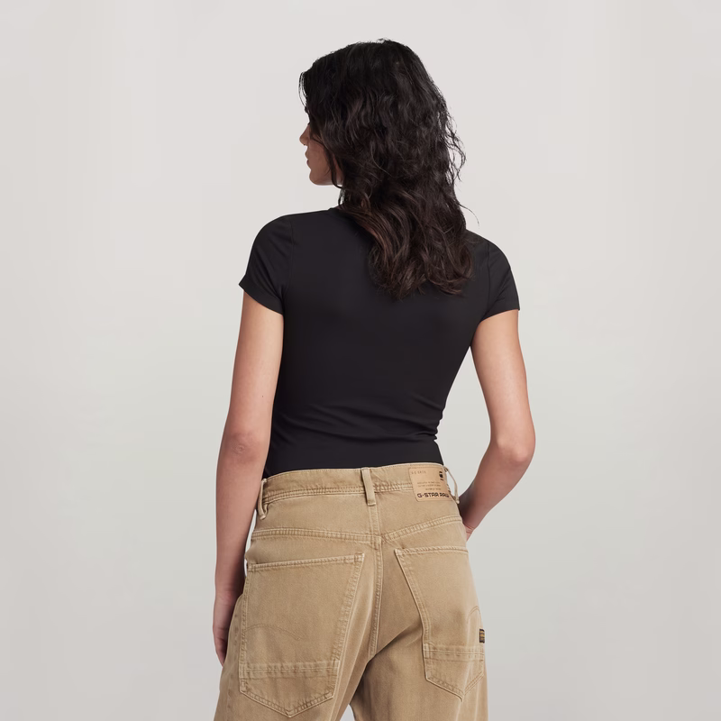Base V-Neck Cap Top