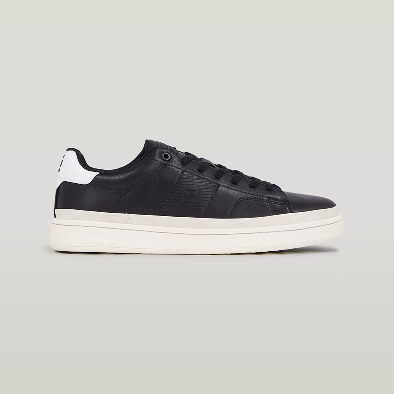 Recruit III Sneakers