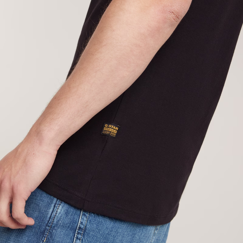 Slim Base T-Shirt