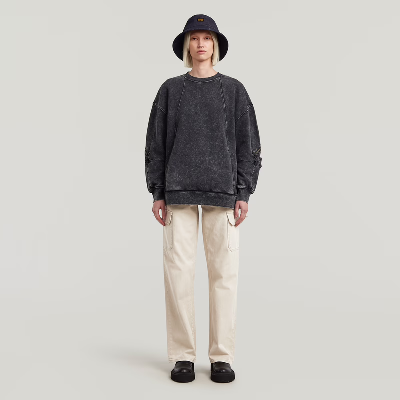 Washed 3D Mix Oversized Sweater