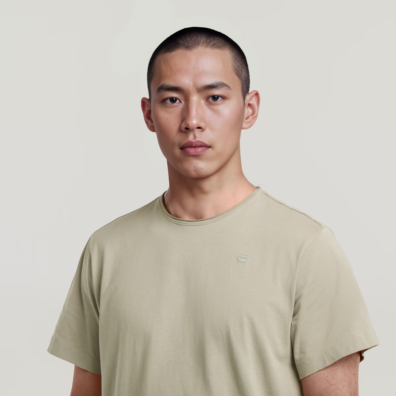 Essential Raw Neck T-Shirt