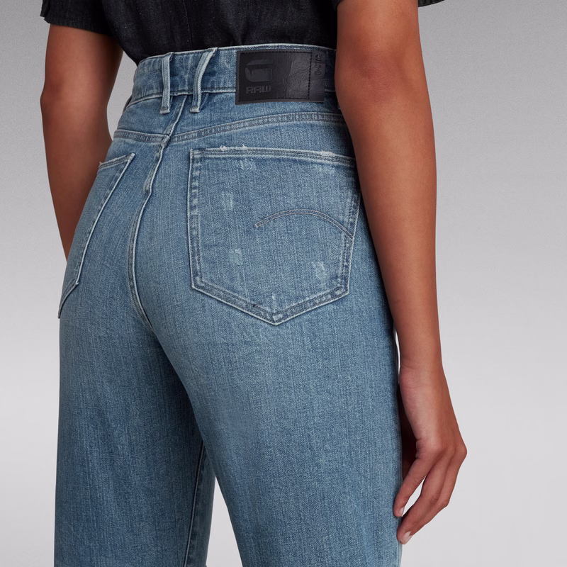 Janeh Ultra High Mom Ankle Jeans