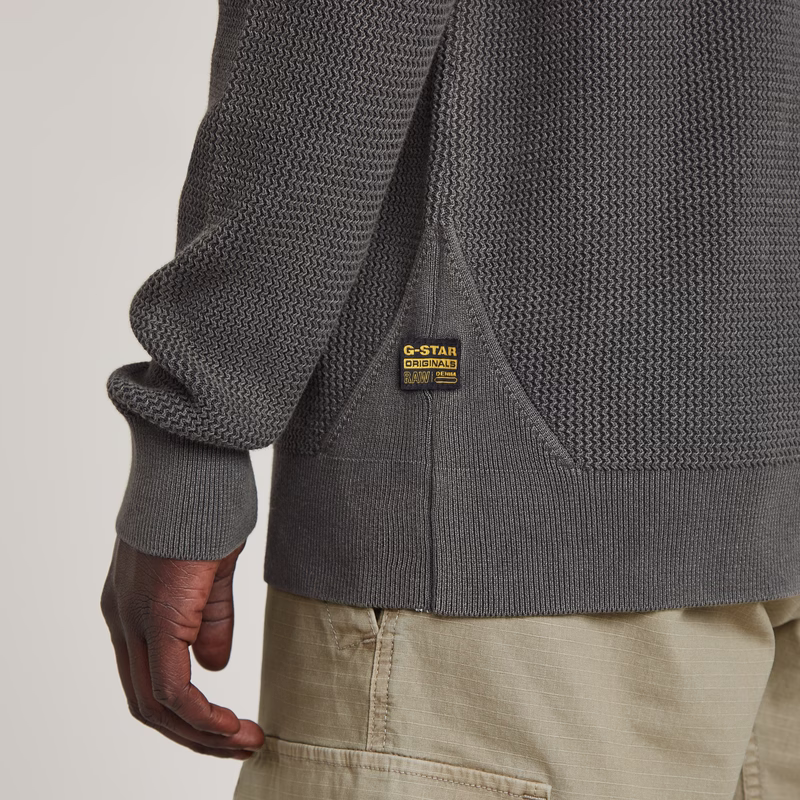 Serrated Knitted Sweater