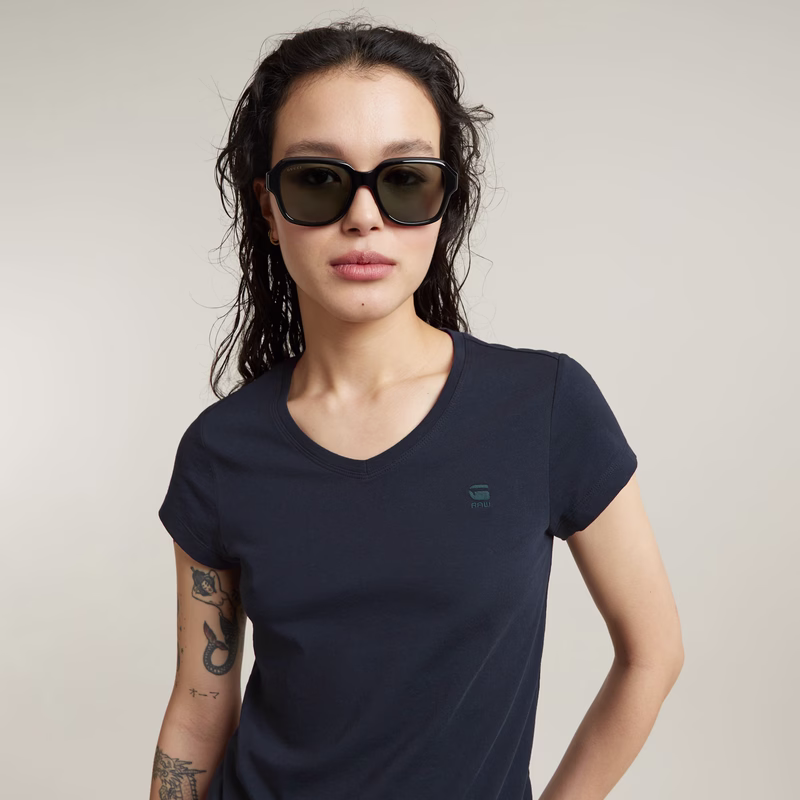 Eyben Slim V-Neck Top 2.0