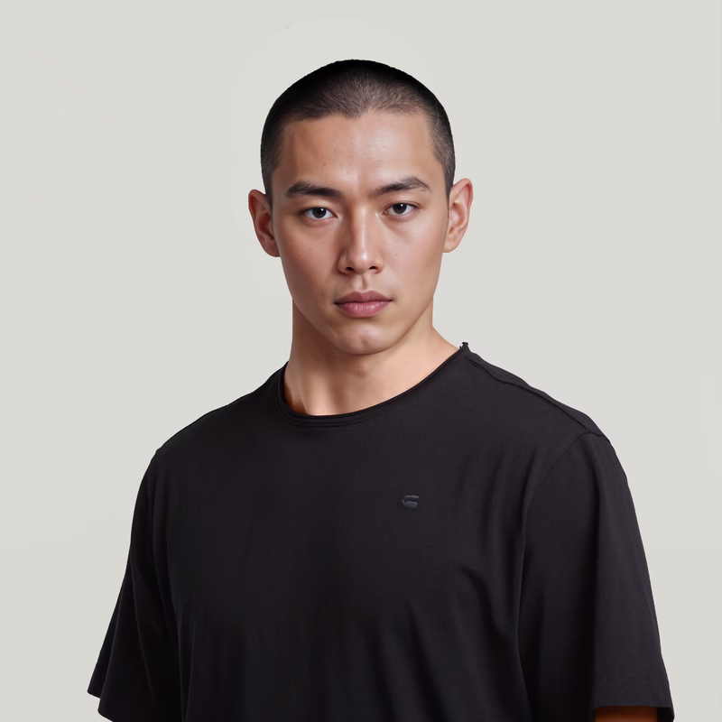 Essential Raw Neck T-Shirt