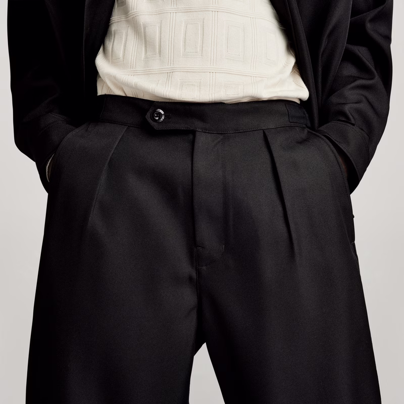 Holiday Relaxed Chino