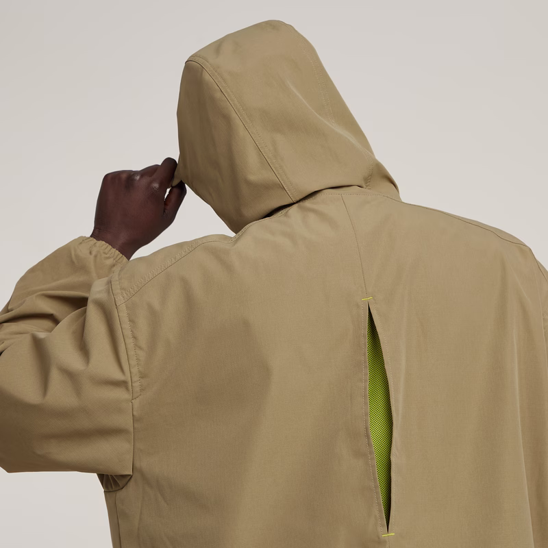 Lightweight Sporty Anorak