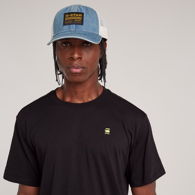 Lash Back Graphic T-Shirt