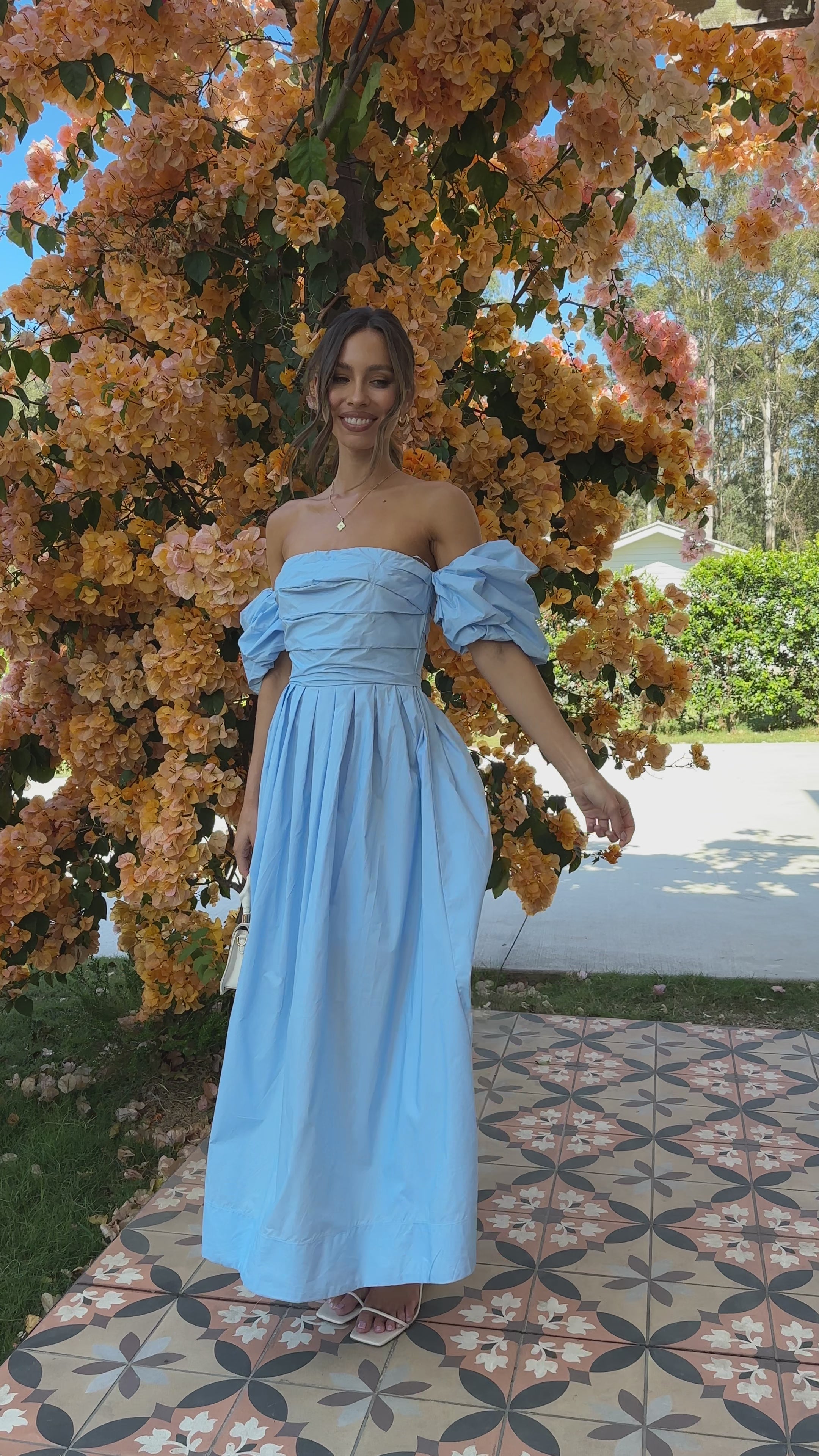 Caelius Midi Dress - Light Blue