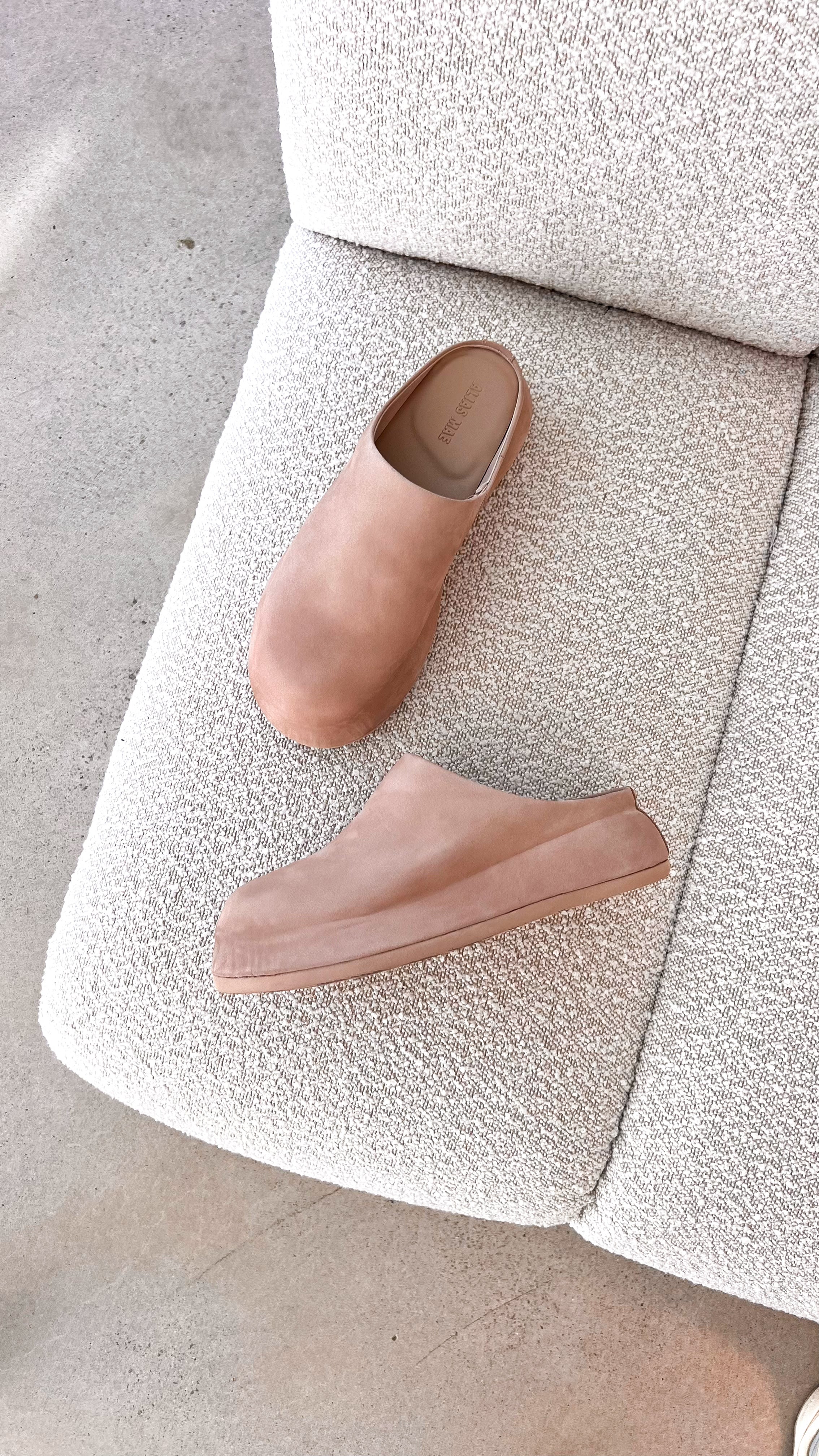 Alias Mae Phoebe Slide - Cream Nubuck