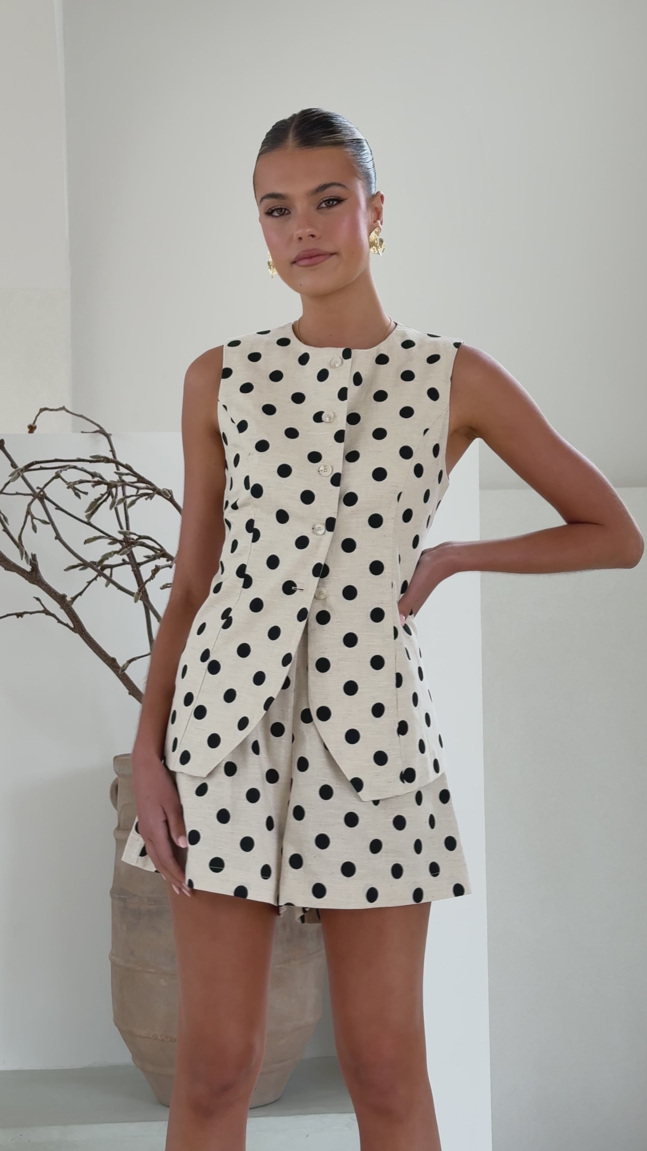 Laolani Shorts - Oat Black Polka