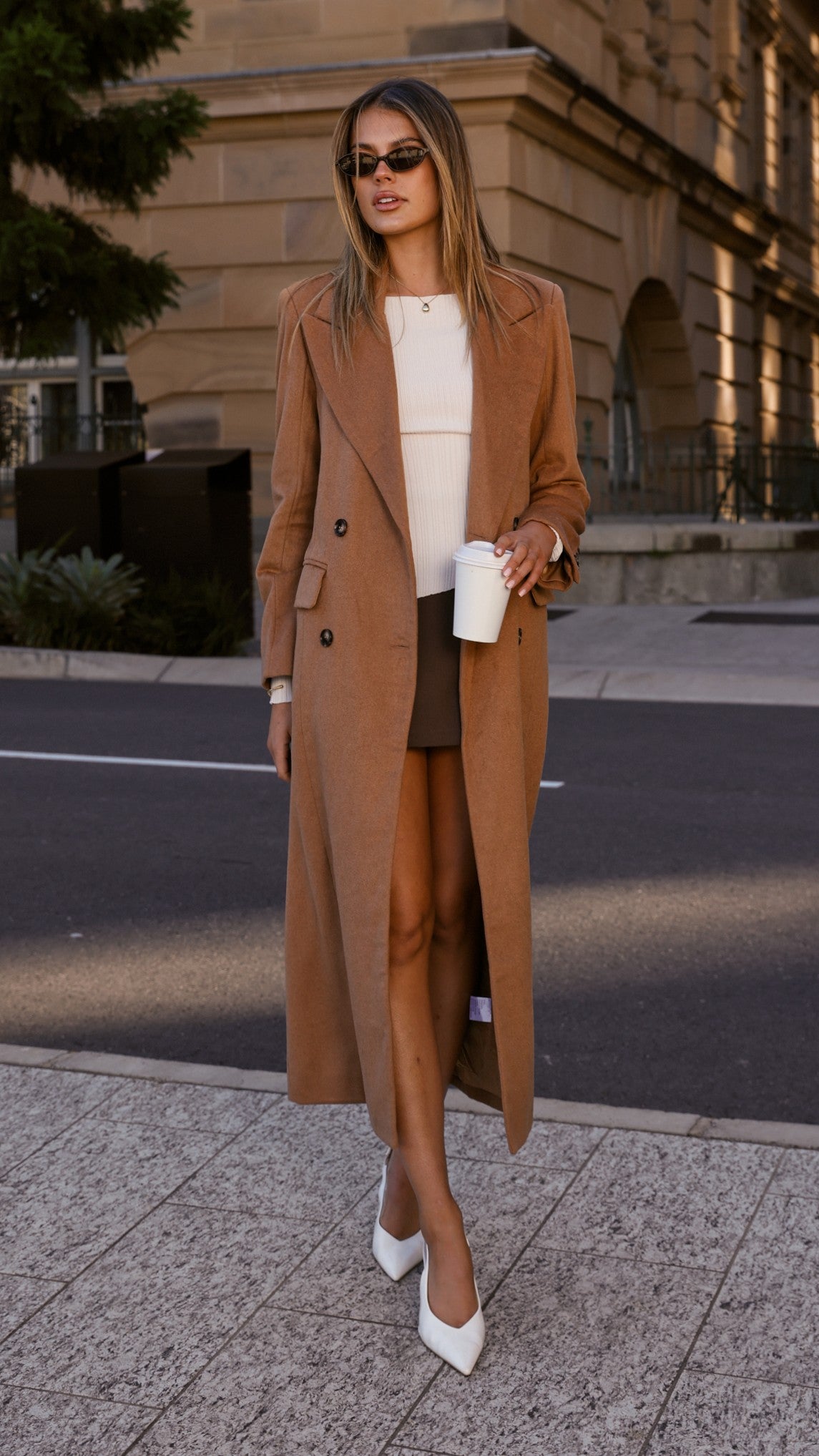 MVN - Lost In New York Coat - Camel