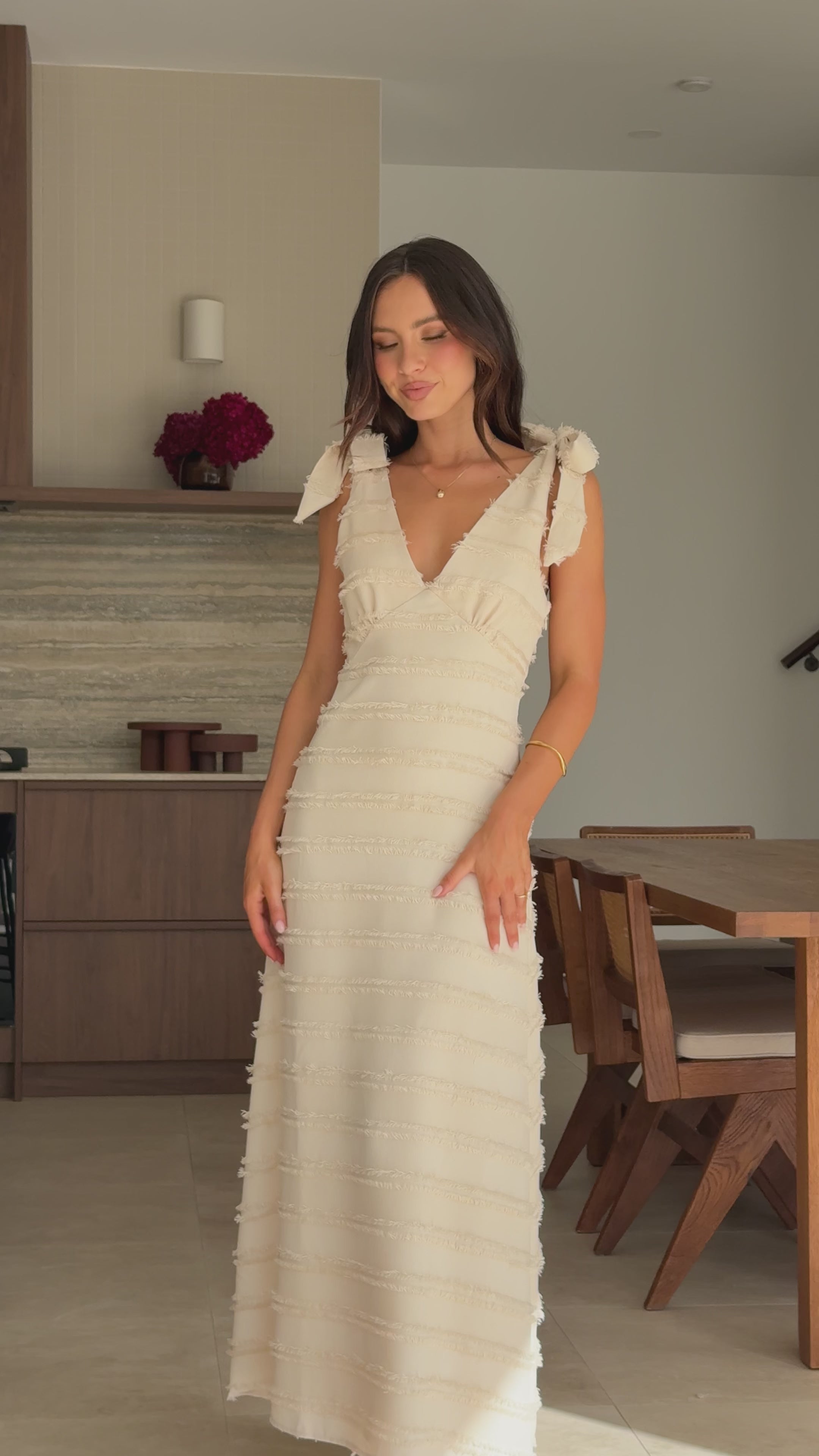 Dela Maxi Dress - Cream