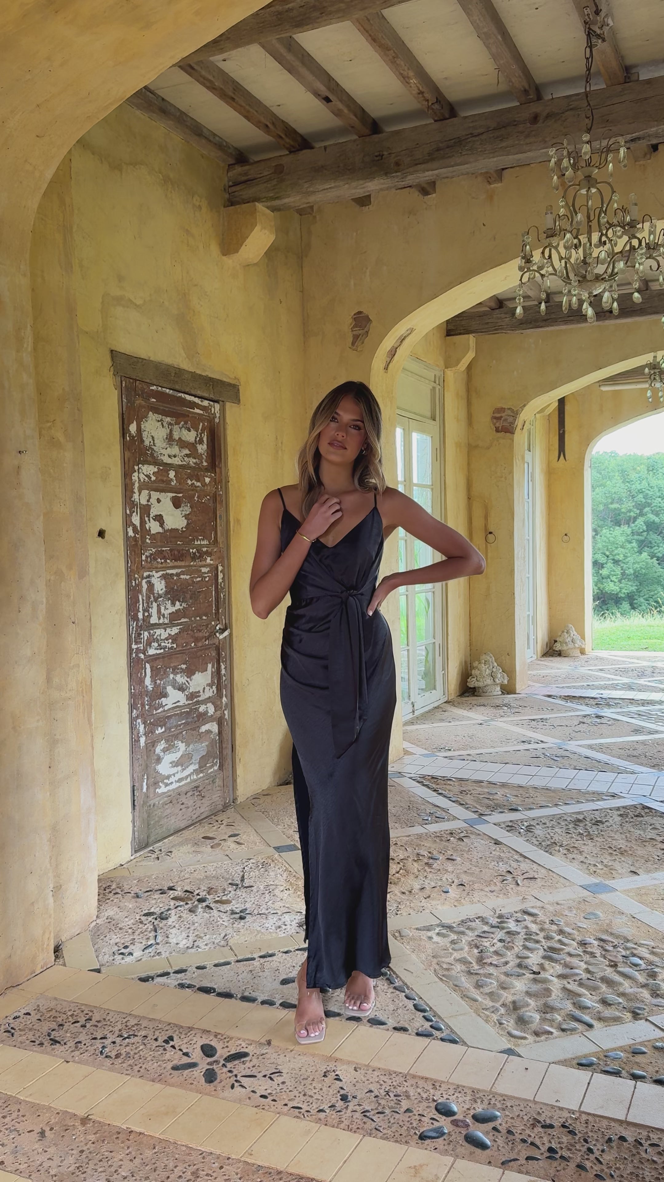 Yasmeen Tie Front Maxi Dress - Black