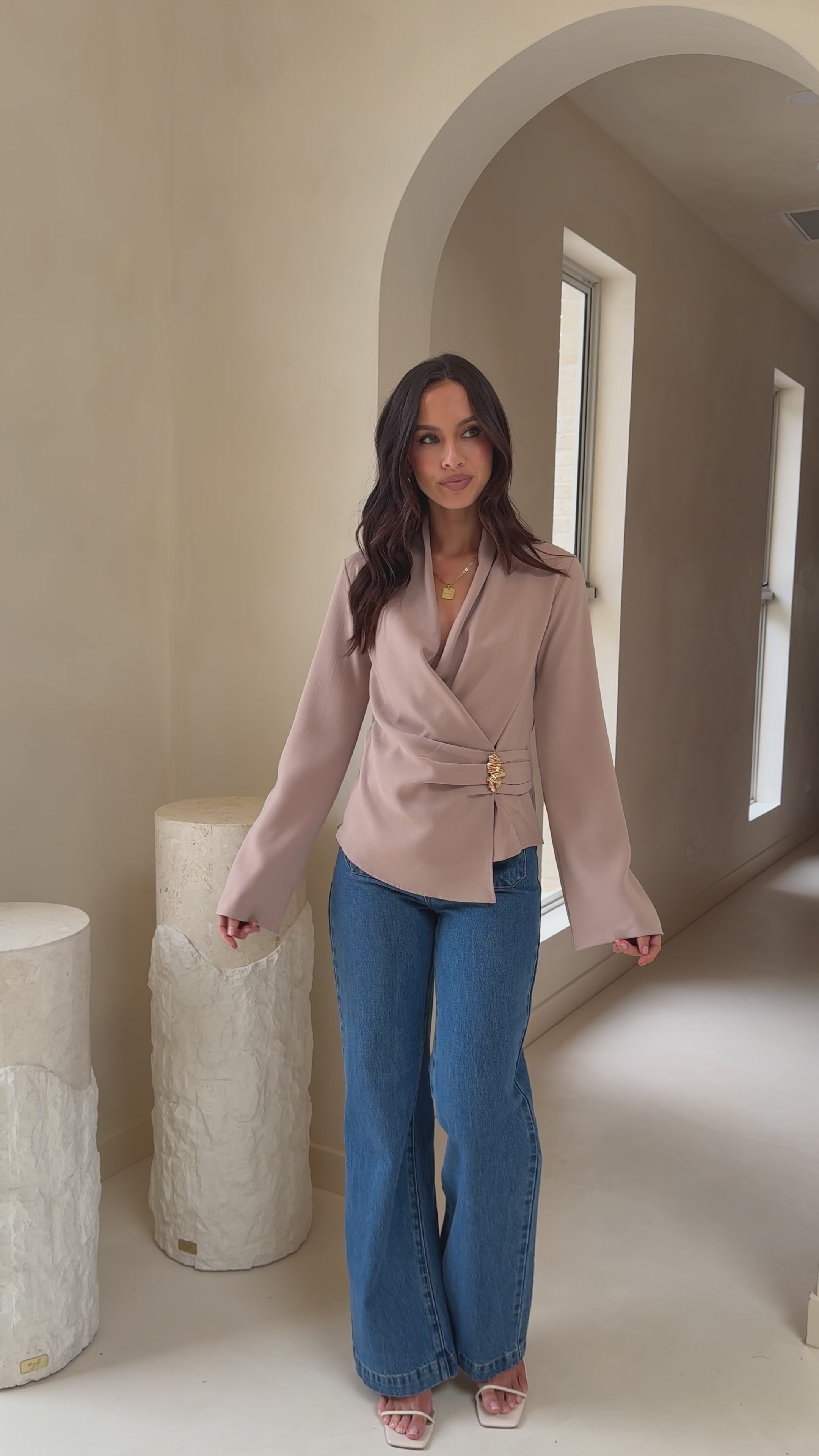 Lani Open Front Top - Latte