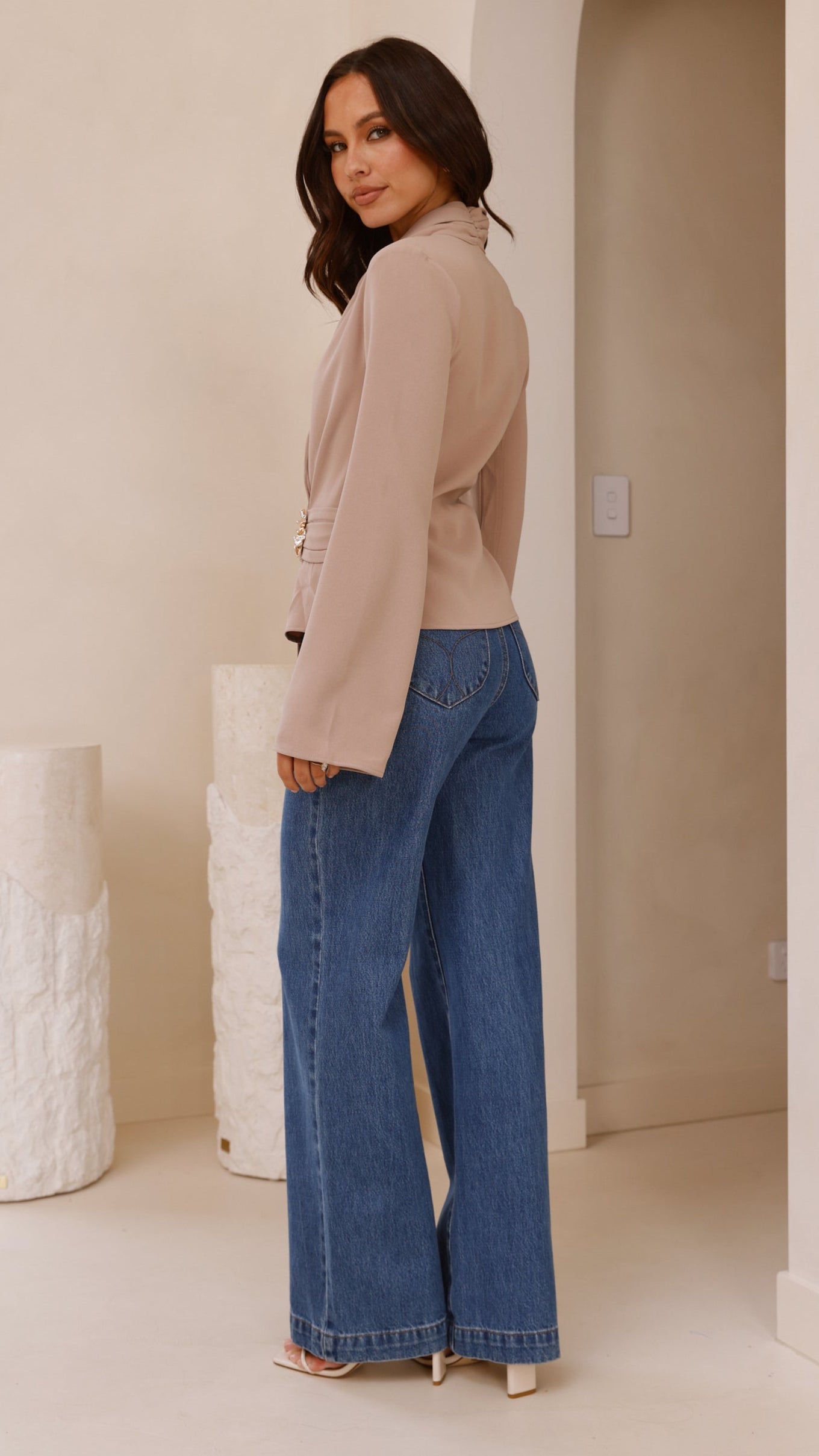 Lani Open Front Top - Latte