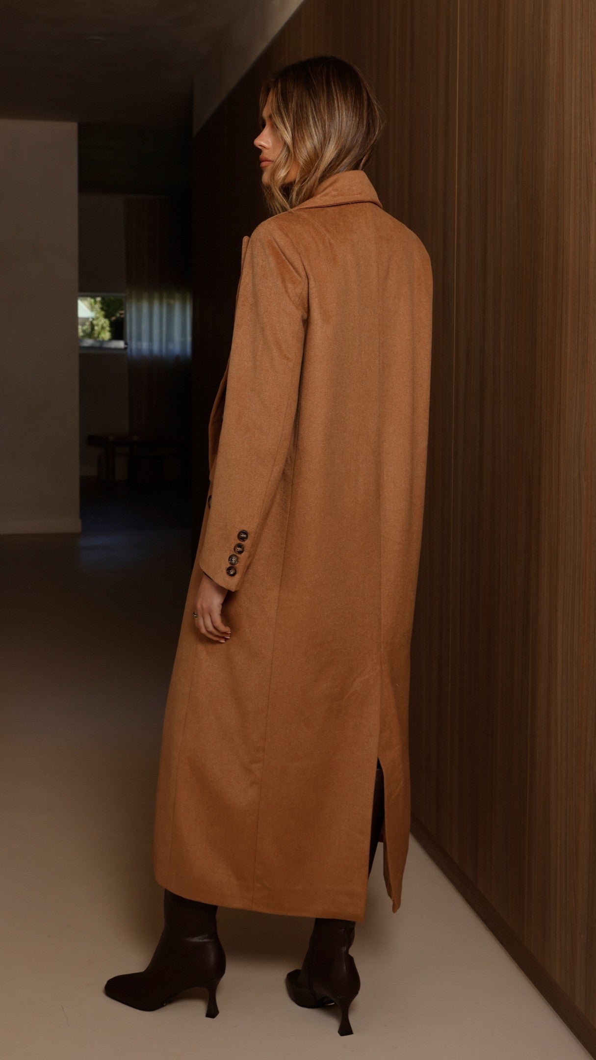 MVN - Lost In New York Coat - Camel