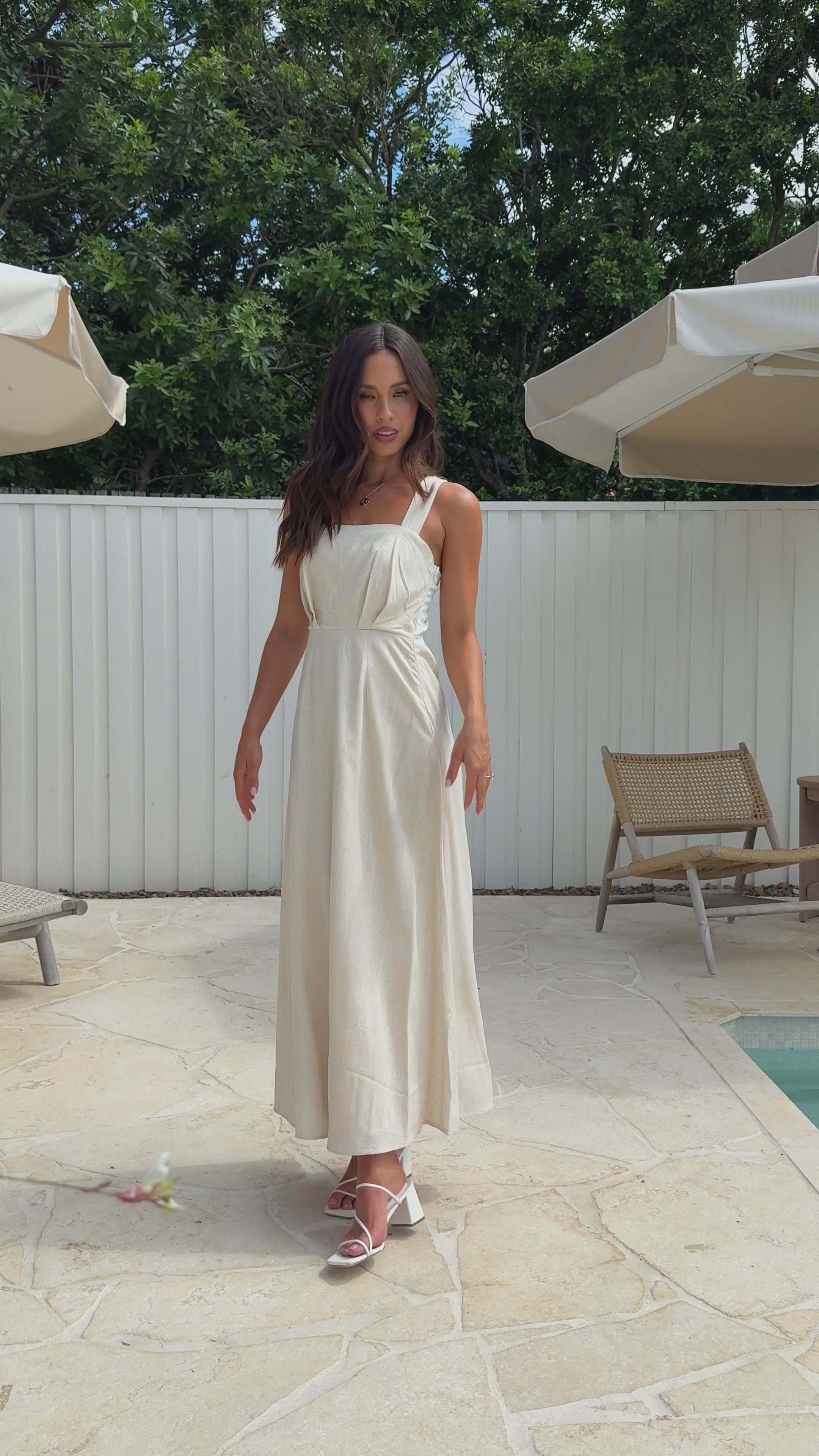 Zavory Maxi Dress - Oat / White