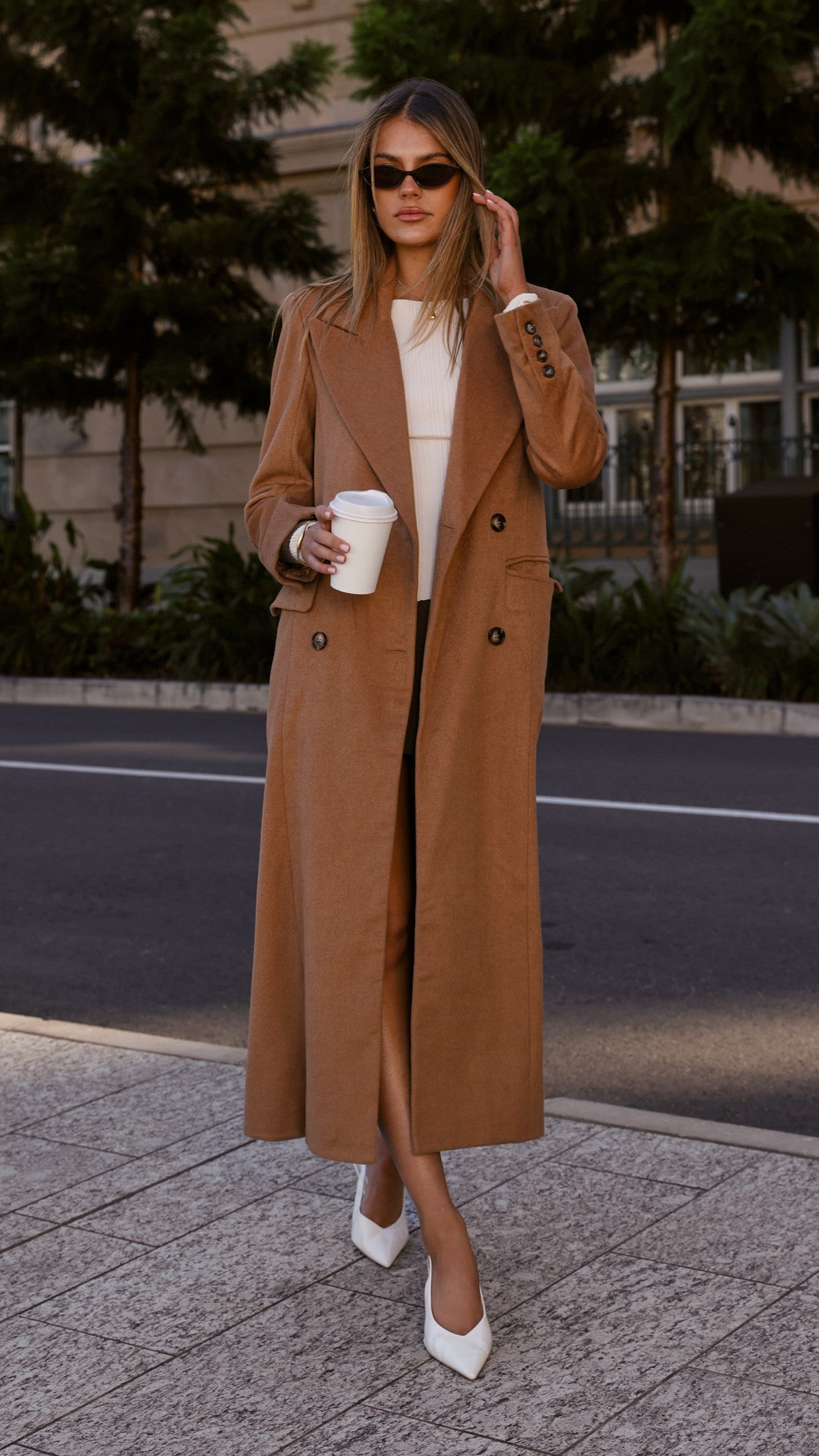 MVN - Lost In New York Coat - Camel