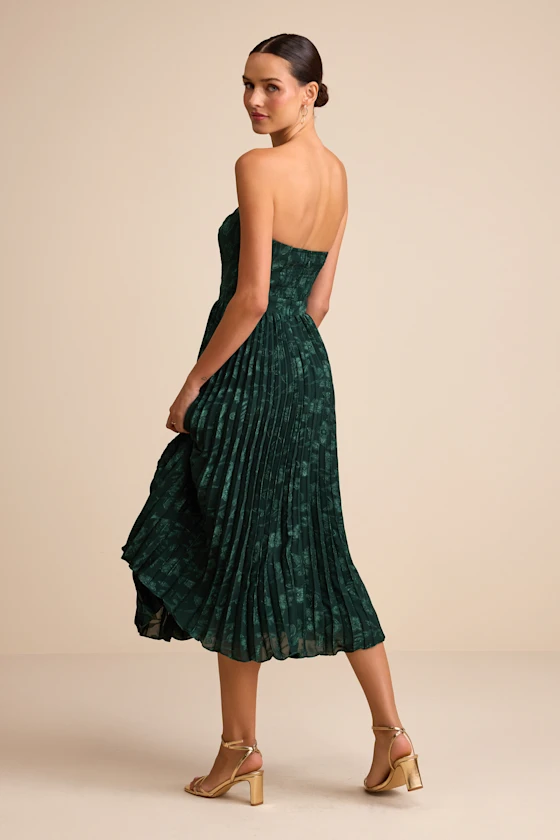 Perfectly Stunning Emerald Jacquard Strapless Midi Dress