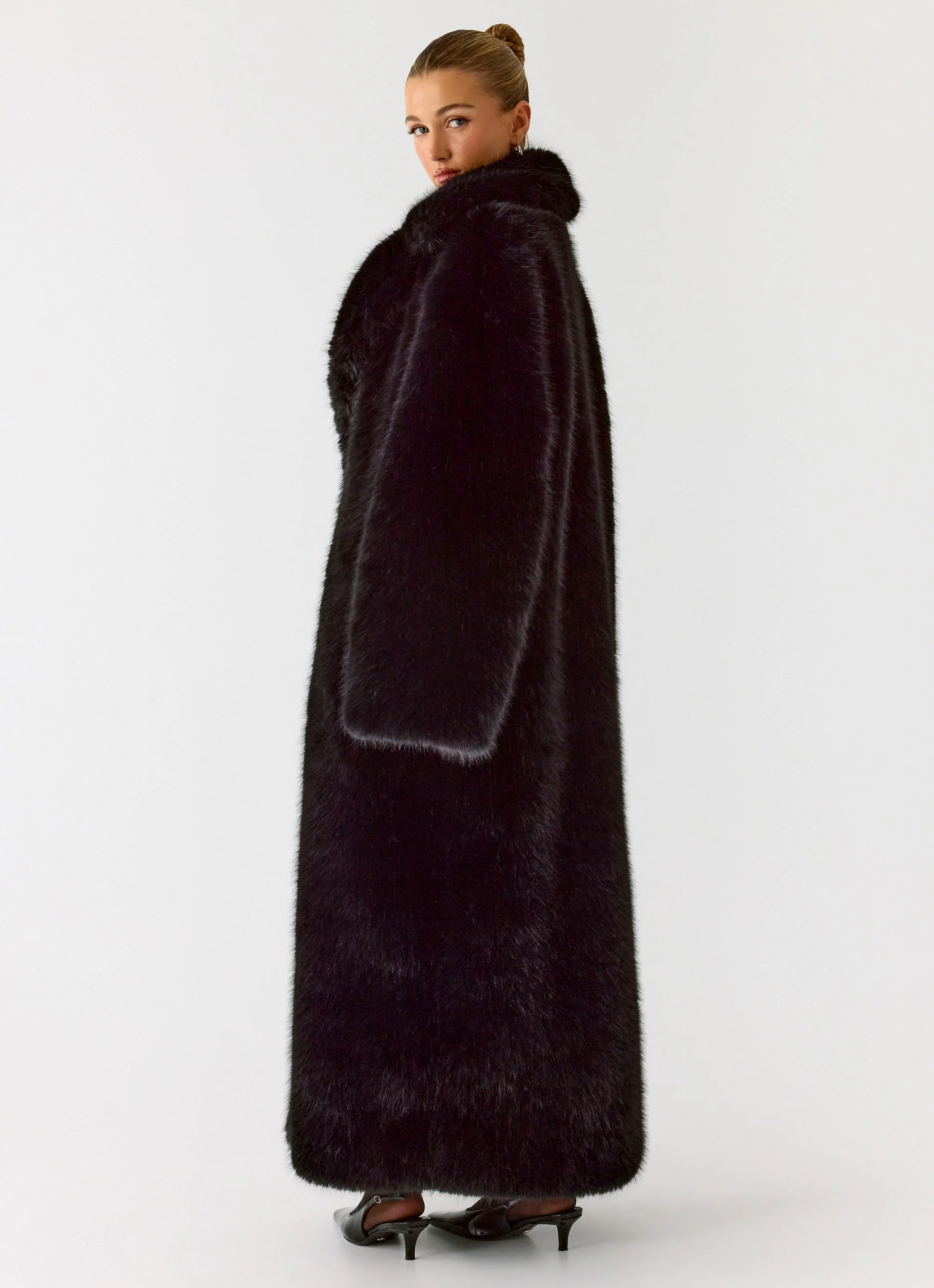 Kamil Faux Fur Maxi Coat - Black