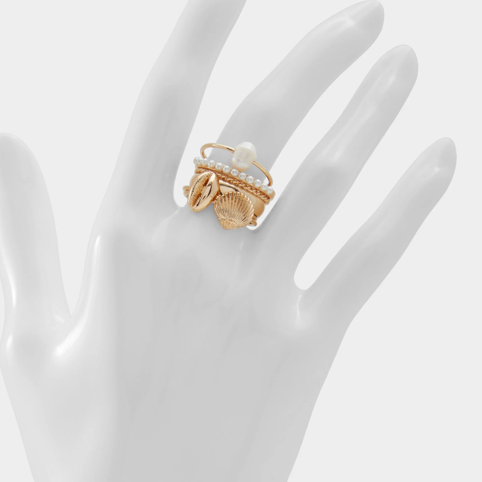 Shellchic - Aldo Outlet Shop