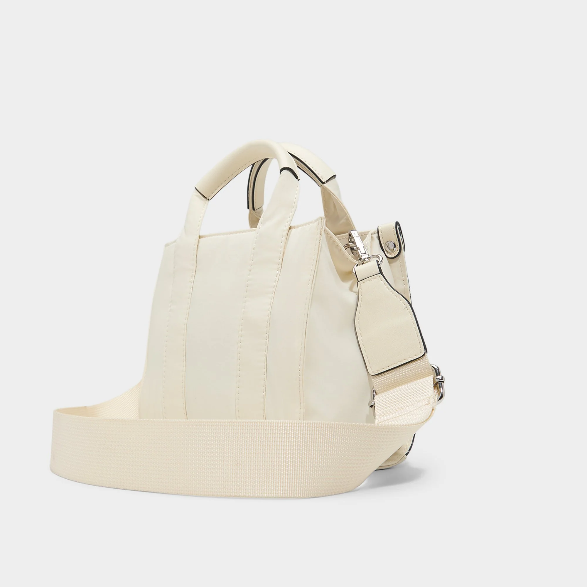 Trigonaa - Aldo Outlet Shop