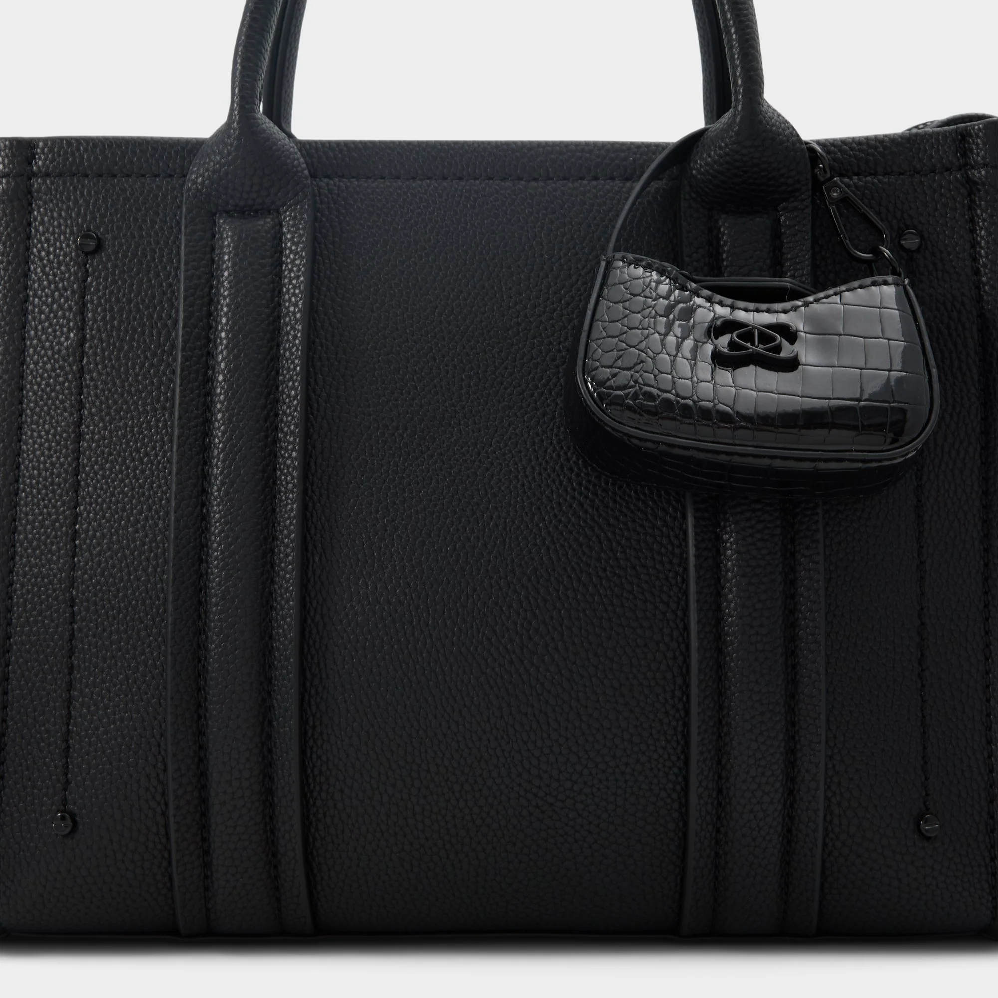 Miniccharlii - Aldo Outlet Shop