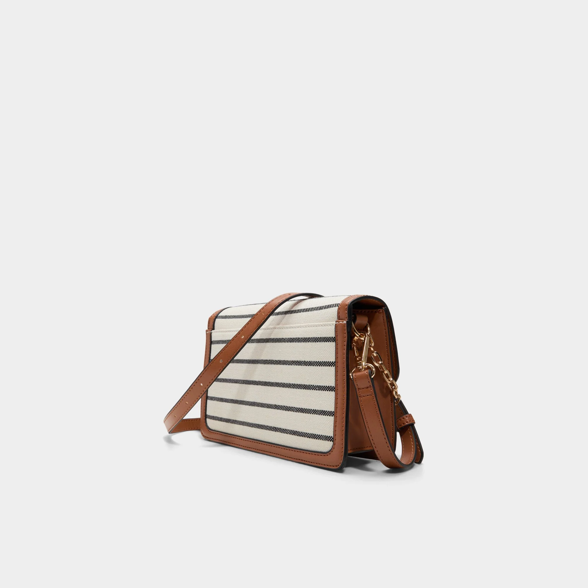 Soleilax - Aldo Outlet Shop