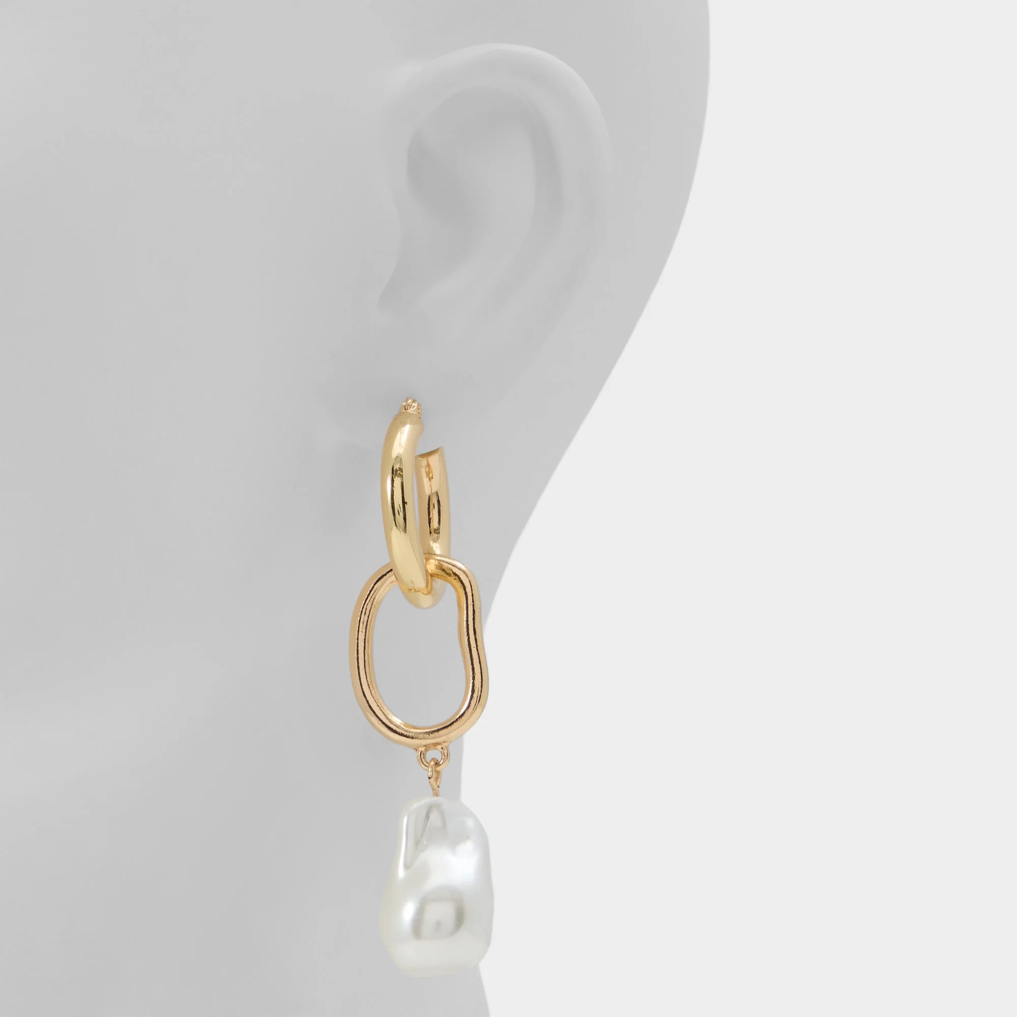 Sloanne - Aldo Outlet Shop