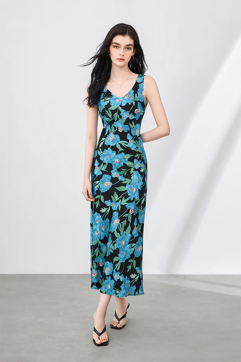 Blue Floral Sleeveless V-Neck Satin Midi Dress - HBQMJX
