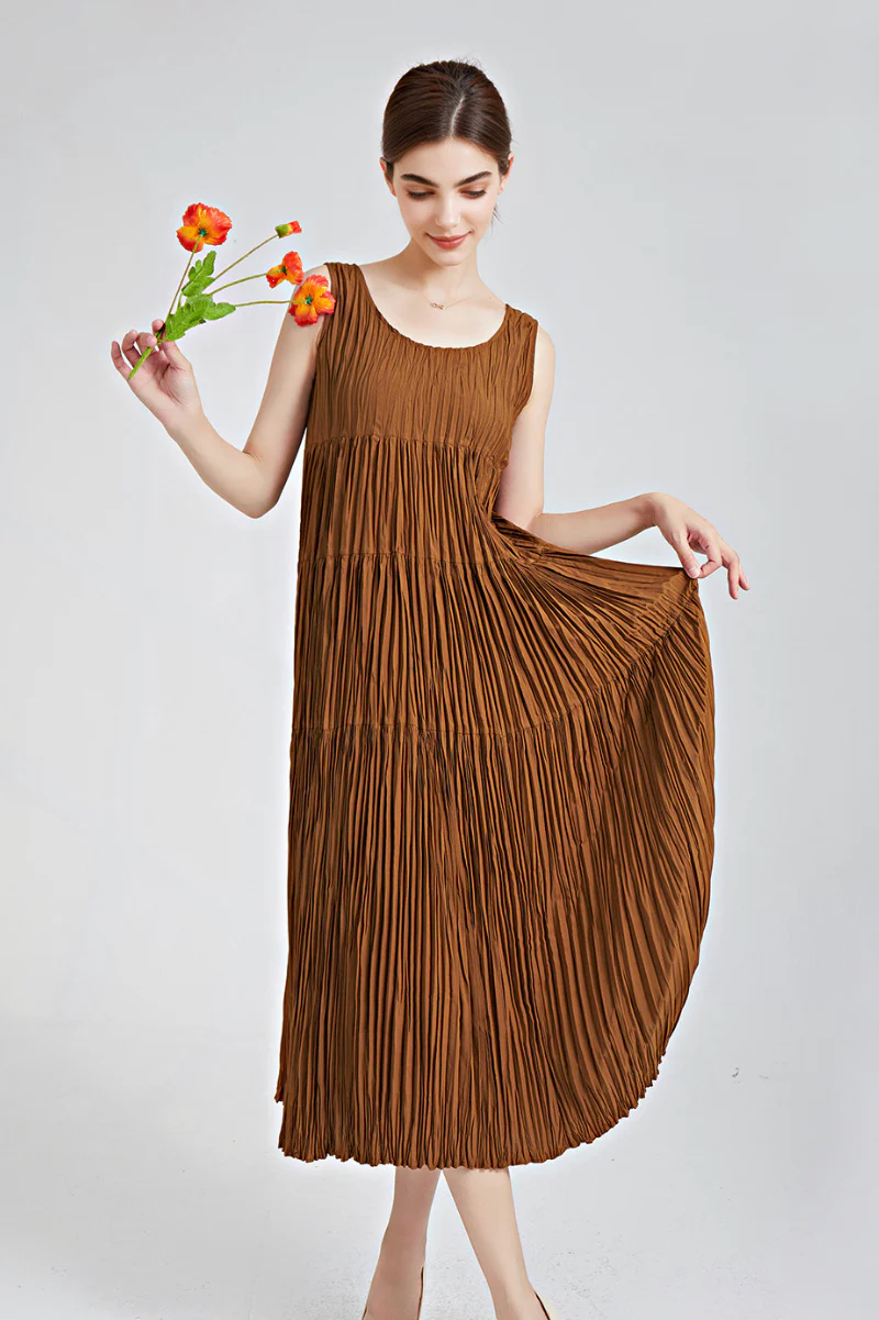 Designer Inspired Pleated Flowy Sleeveless Midi Dress - HBQMJX