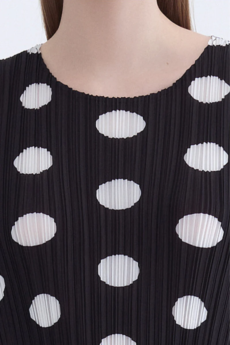 Designer Inspired Pleated Polka Dot Midi Dress - HBQMJX