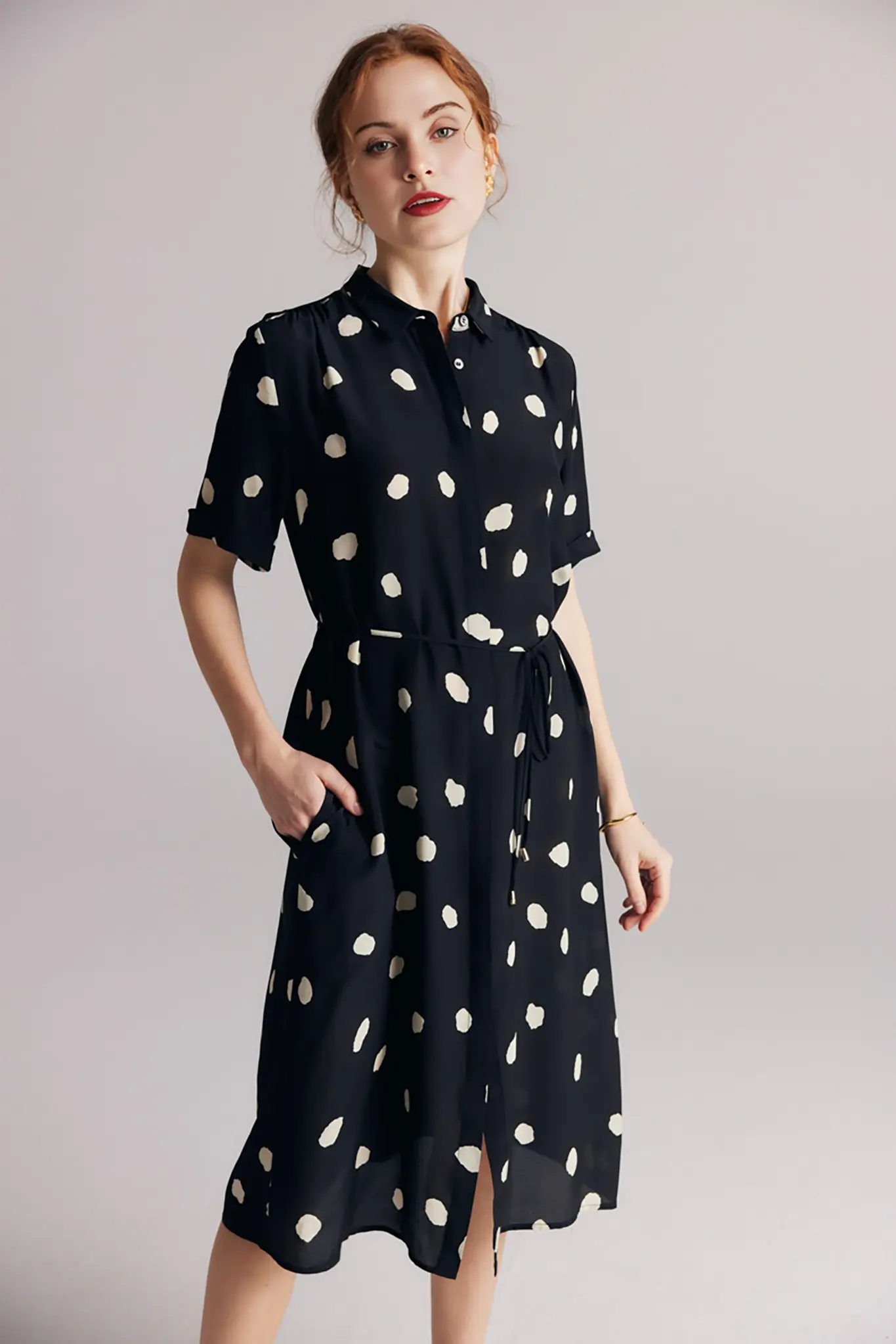 Women's Short Sleeve Polka Dot Silk Dress - HBQMJX