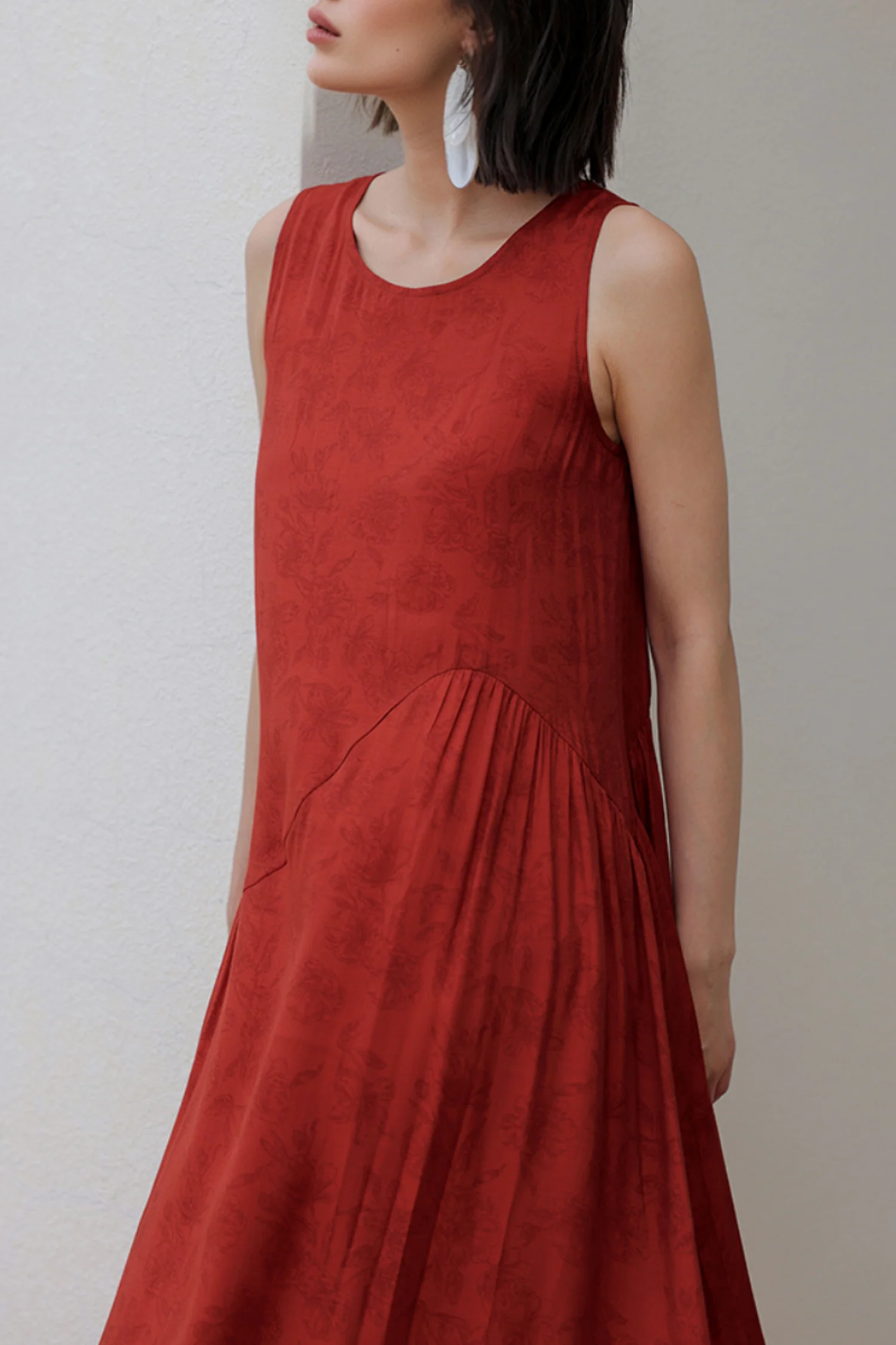 Red Asymmetrical Tiered Sleeveless Maxi Dress with Floral Print - HBQMJX