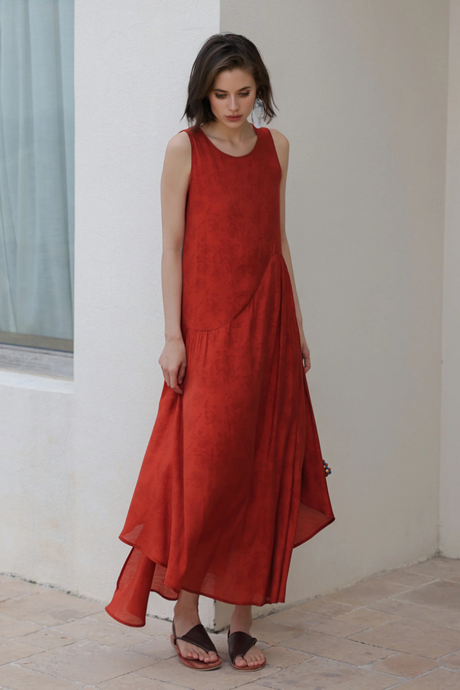 Red Asymmetrical Tiered Sleeveless Maxi Dress with Floral Print - HBQMJX
