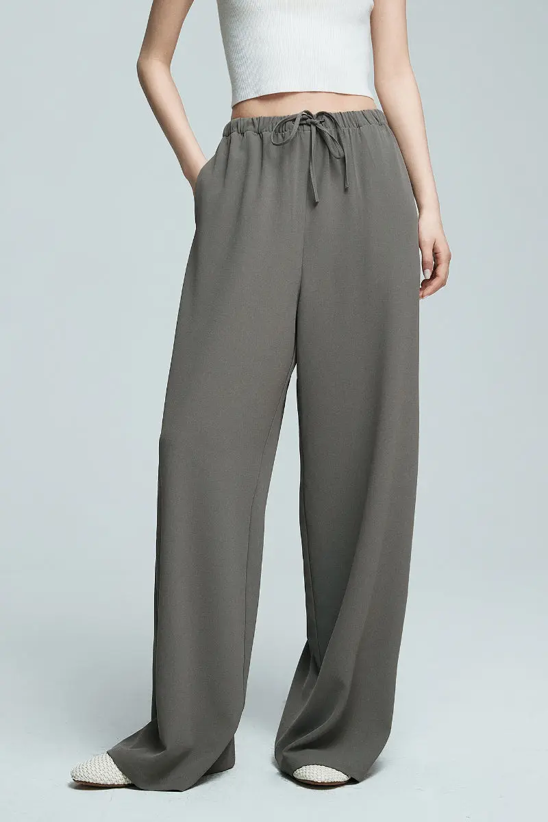 White Pull-On Wrinkle-Free Cooling Puddle Pants - HBQMJX
