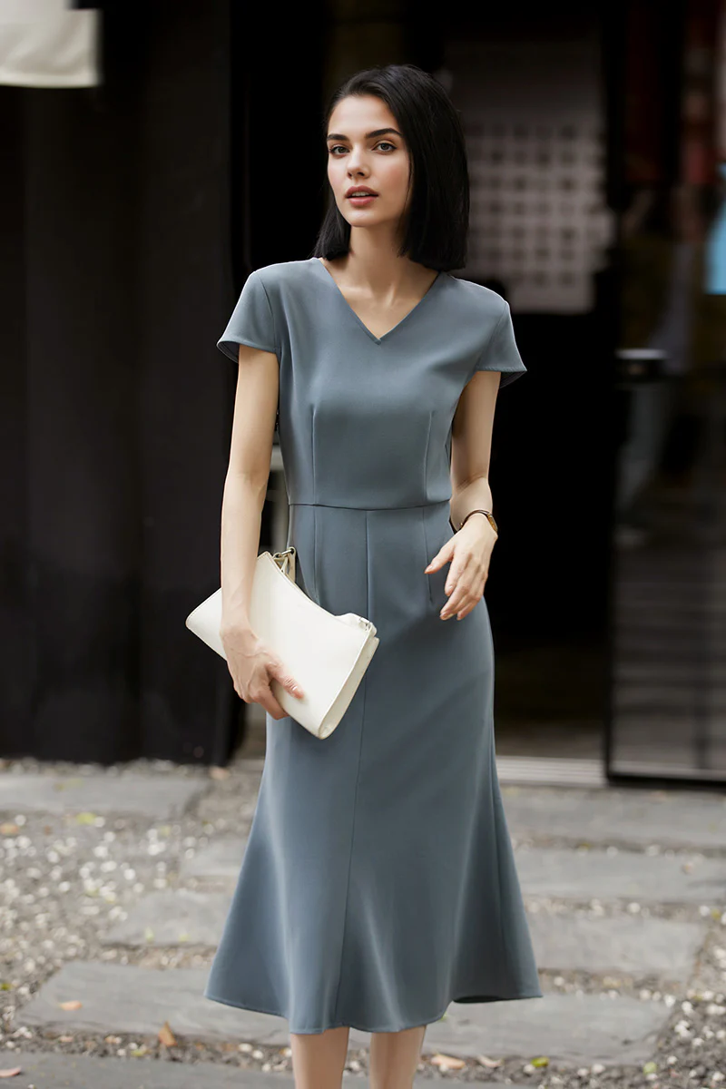 V-Neck Mermaid Midi Dress in Triacetate - HBQMJX