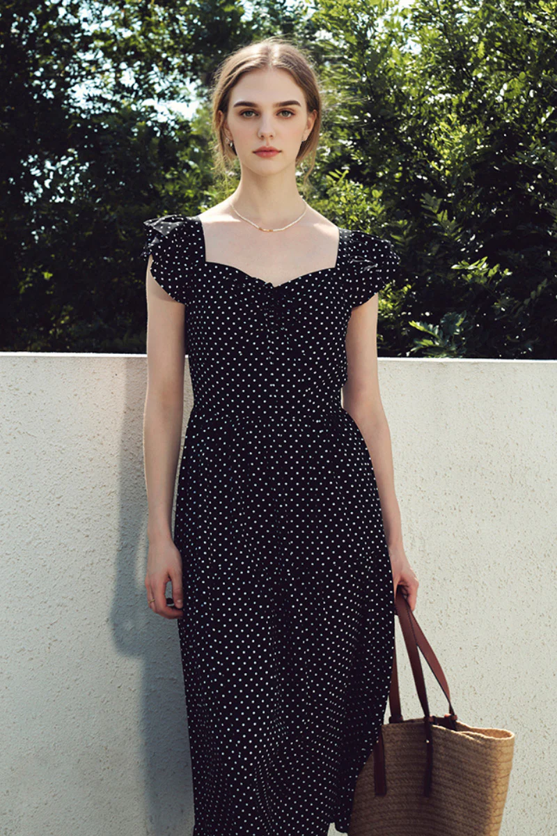 Black Polka-Dot Sweetheart Midi Dress - HBQMJX