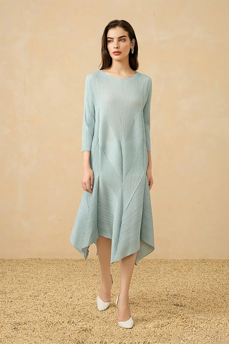 Pleated Long-Sleeve Midi Dress with Tulip Hem - HBQMJX