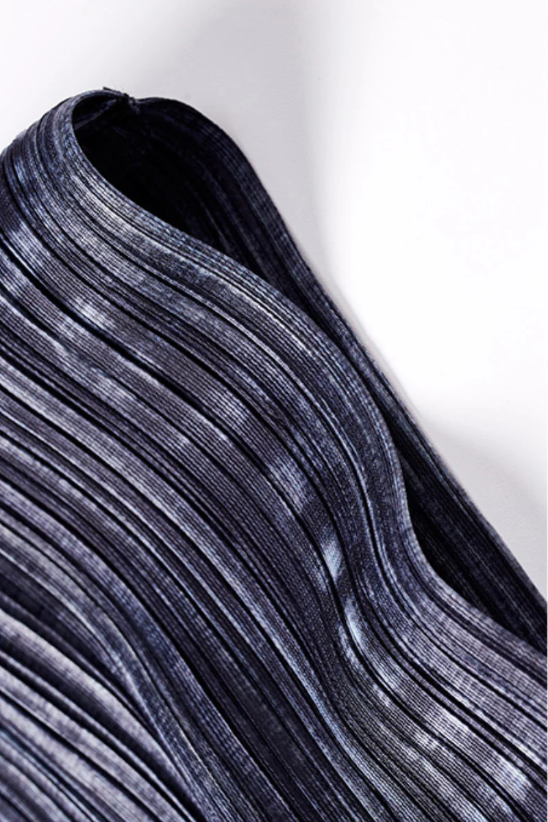 Designer Inspired Pleated Sleeveless Midi Dress - HBQMJX