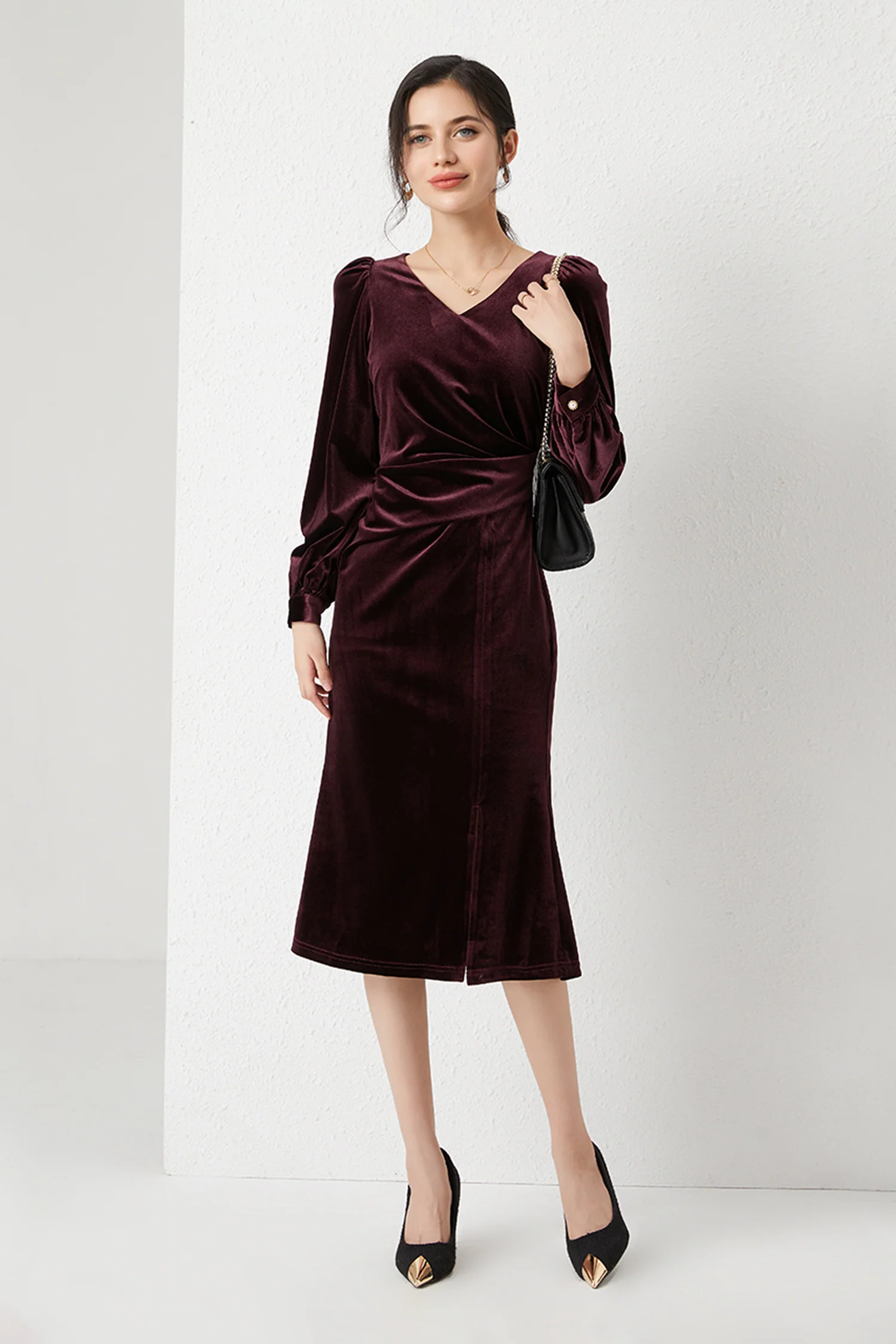 Burgundy Velvet Long Sleeve V-Neck Midi Dress - HBQMJX